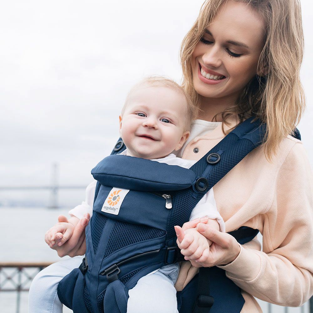 Porte Bébé - BreathBabyBag™ - Bleu Marine - Merveilles des bébés